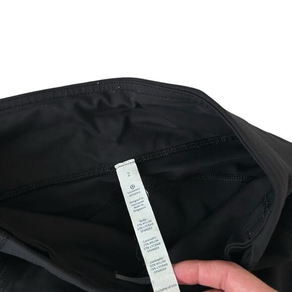 Lululemon Black Capri Cropped Leggings Sz 2 - Picture 2 of 5